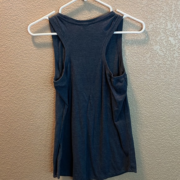 Perfect Tri District tank top in dark gray, medium - “Faith, Trust & Pixie Dust” - Picture 4 of 4